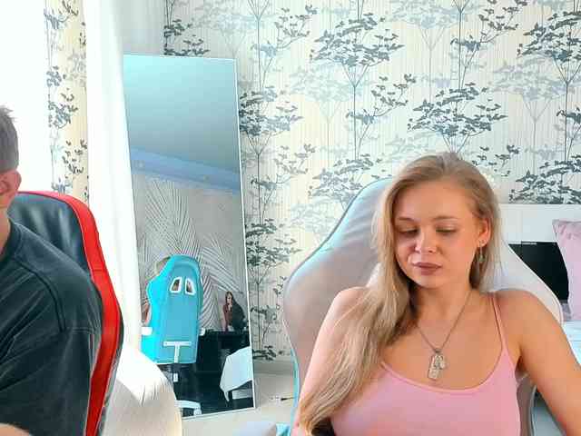 Cornflakes's chat room