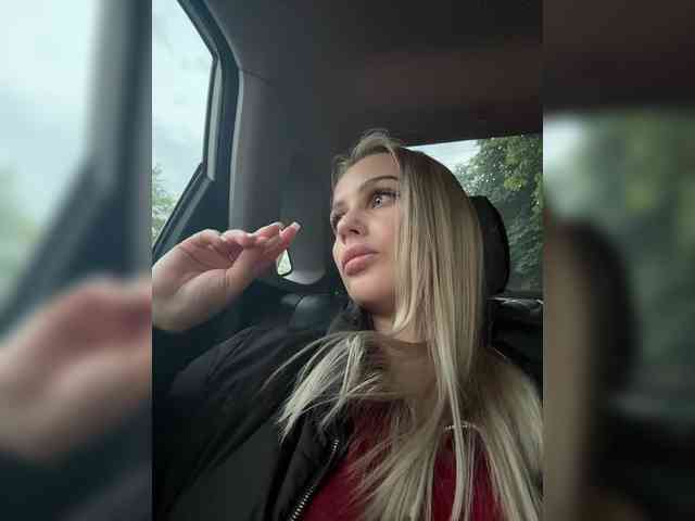 _Katrinka_'s chat room