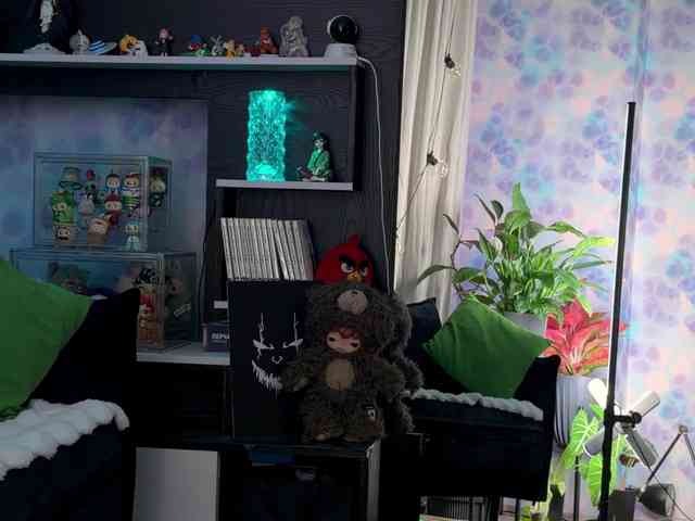 Kira_Li_Lime's chat room