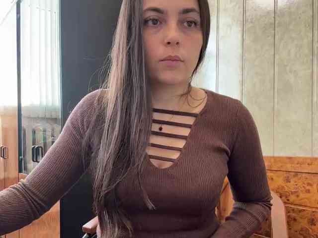 LustySass's chat room