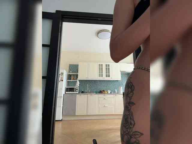 -SATIVA-'s chat room