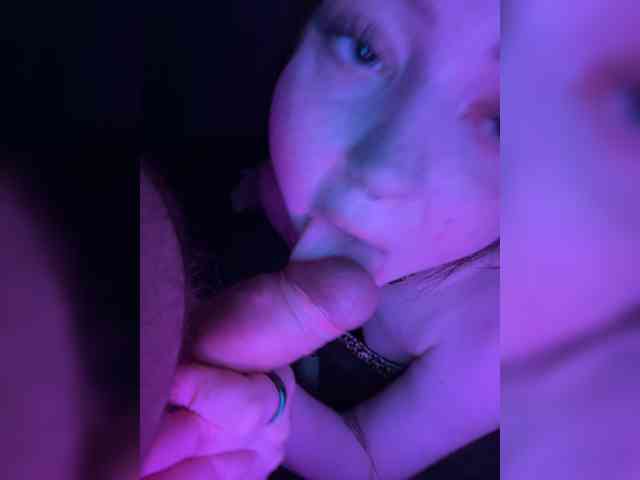 CherryBaby-1's chat room