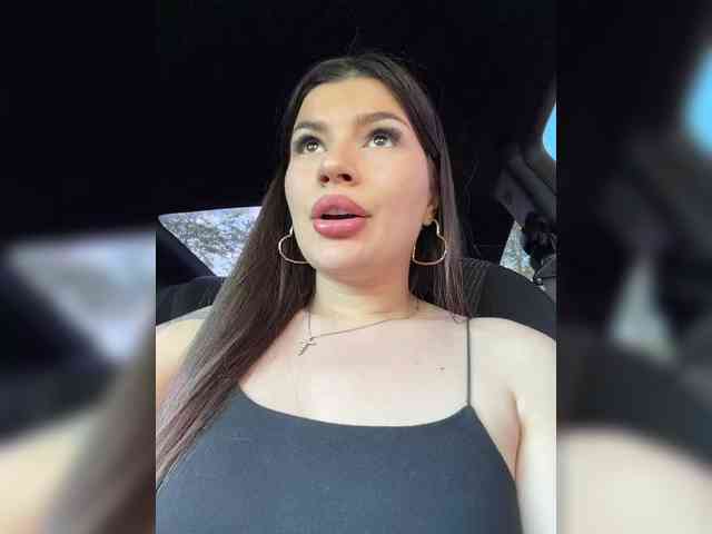 -MaybeBaby-'s chat room