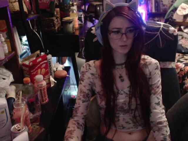 pussyxpaladin's chat room
