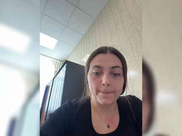 LustySass's chat room