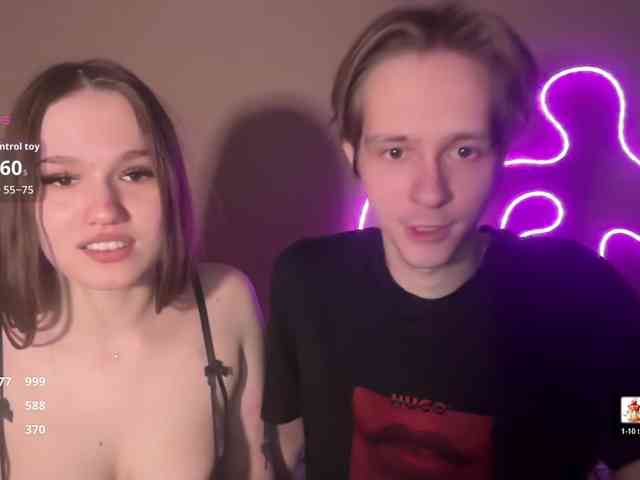 titsDestroy2007's chat room