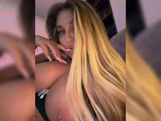 Stiflers_mom's chat room