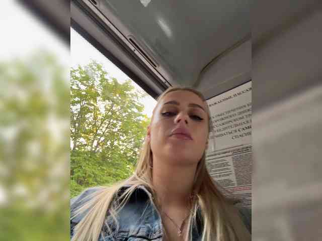 _Katrinka_'s chat room