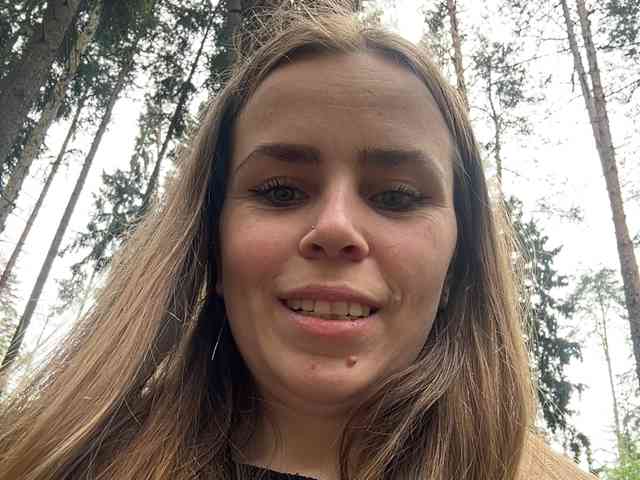 LolaSexxx's chat room