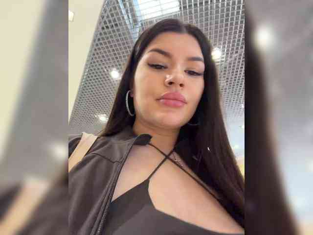 -MaybeBaby-'s chat room