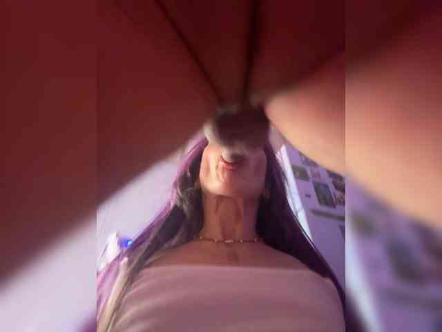 VIP17CoupleDream's chat room