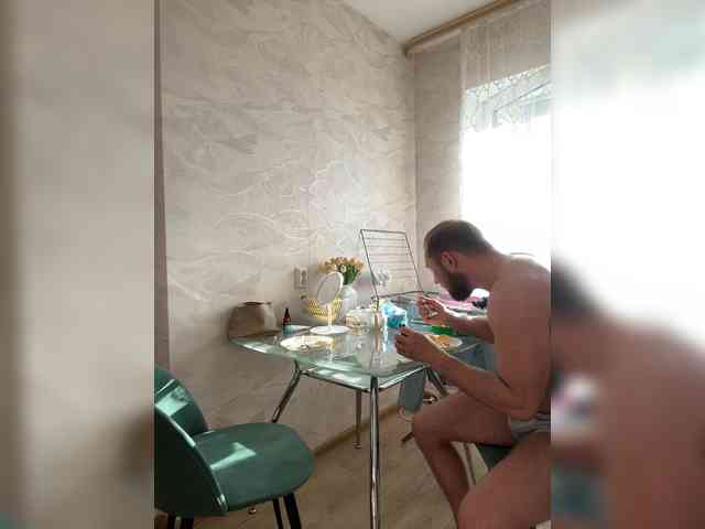RUS577643's chat room