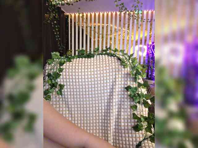 -Violetttttka-'s chat room