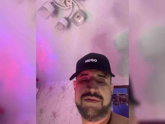 VIP17CoupleDream's chat room