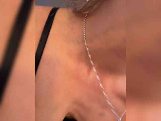 -CandyViki-'s chat room