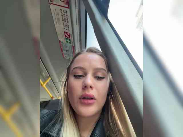 _Katrinka_'s chat room