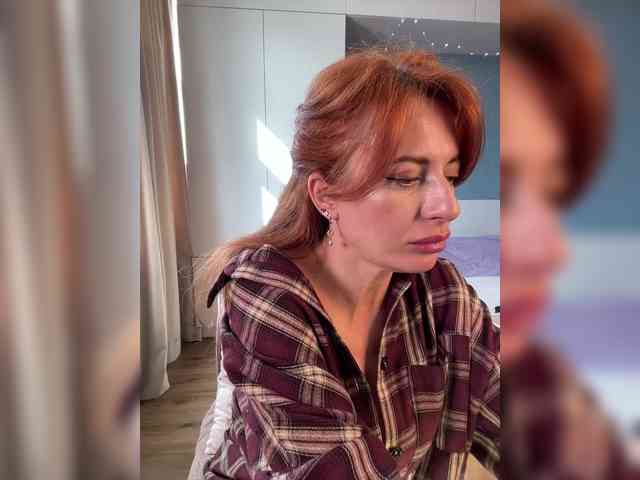 MelenaFox's chat room