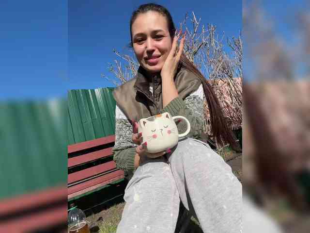 Anutka-chocolatee's chat room