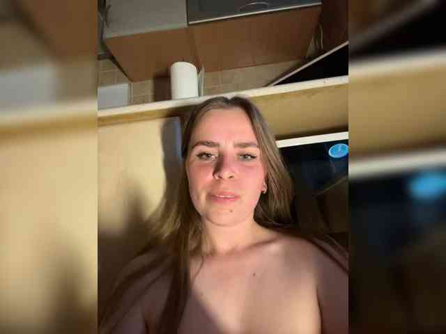 LolaSexxx's chat room