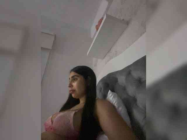 SallyeLeins's chat room