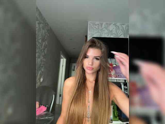 SweetyMia's chat room