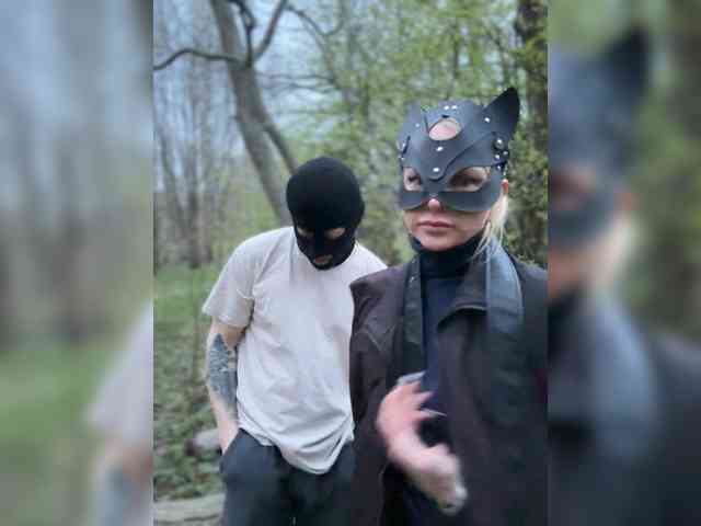 Pusydiamond's chat room