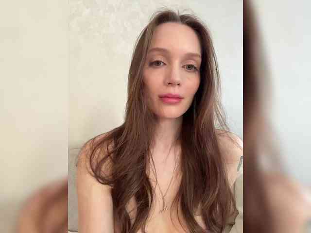 AnyaAngel's chat room
