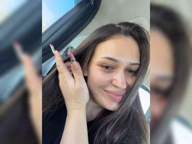 Anutka-chocolatee's chat room