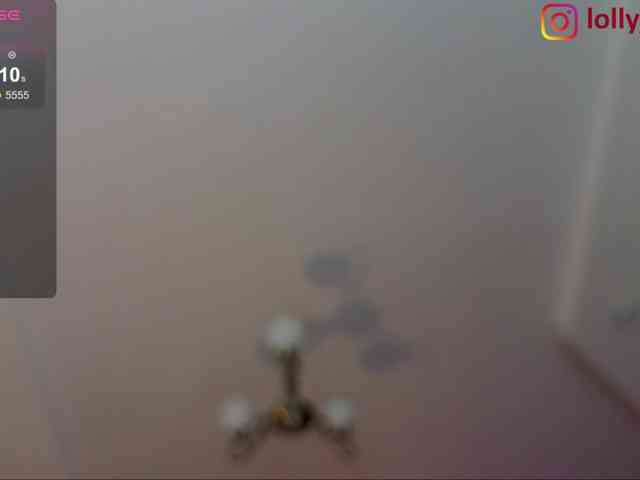 lolly-red-'s chat room