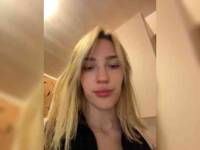 AlinnaAnnila's chat room
