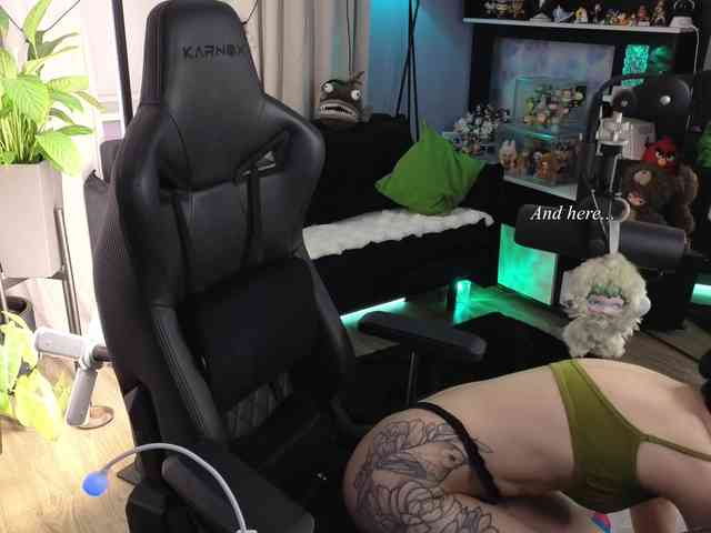 Kira_Li_Lime's chat room