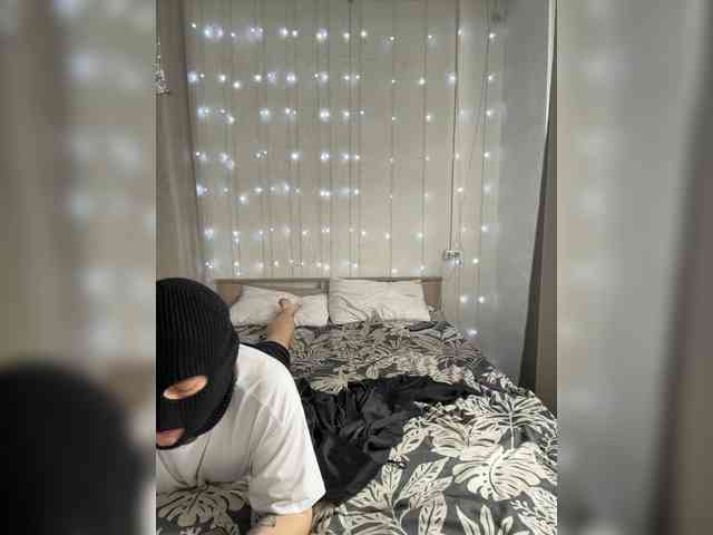 Pusydiamond's chat room