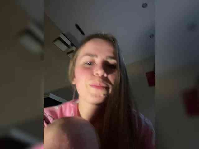 LolaSexxx's chat room