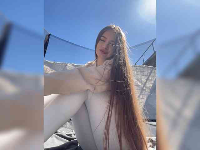 -_-_--------'s chat room