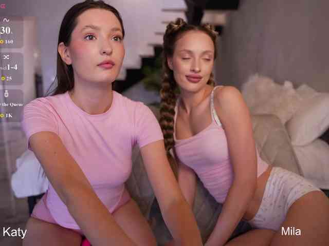 MilaLuxury's chat room