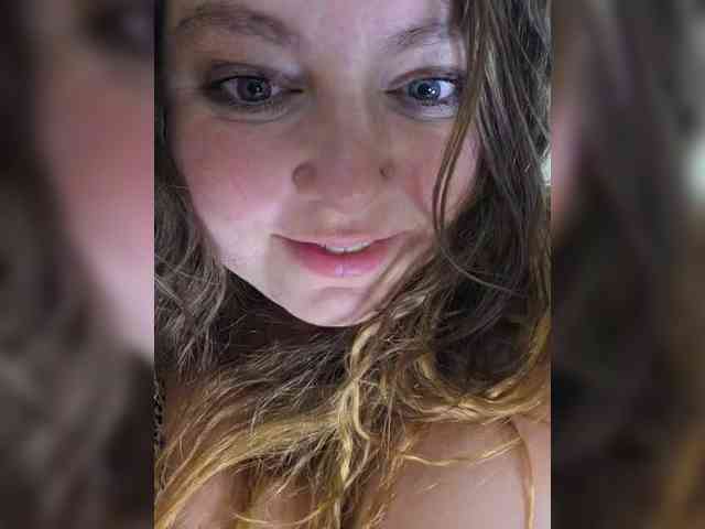 FLUFFY_BEAUTY's chat room