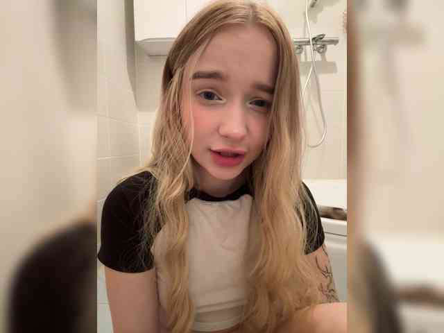 MimiMila's chat room