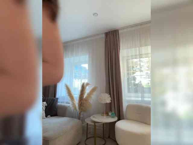 AnyaAngel's chat room