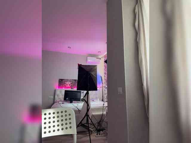 Madam_koss's chat room
