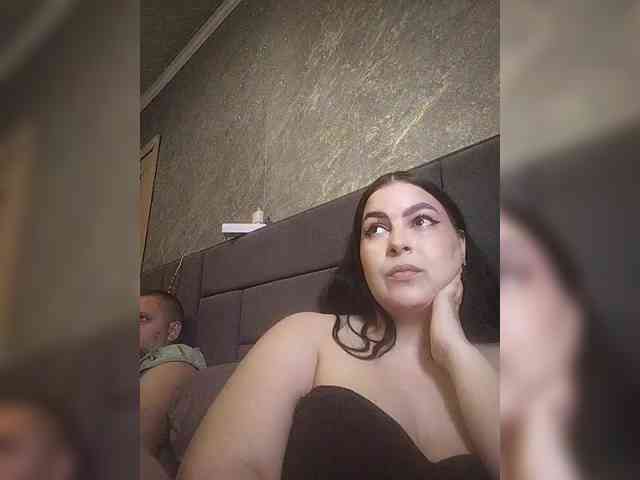 Cleopatra1990's chat room
