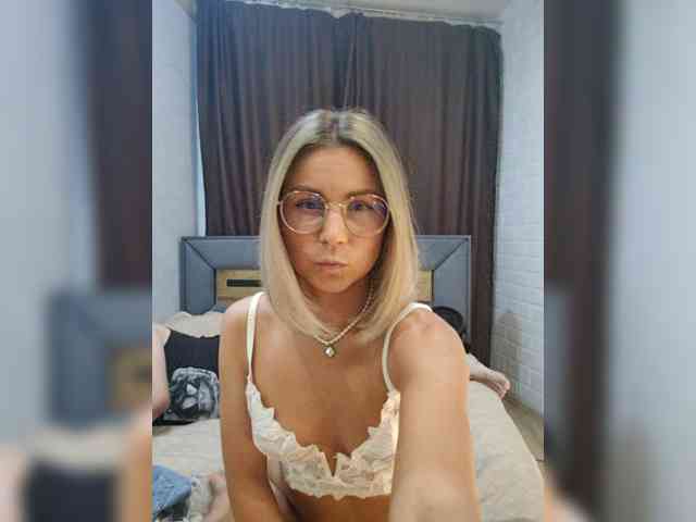 Zhenya-and-Vasilisa's chat room