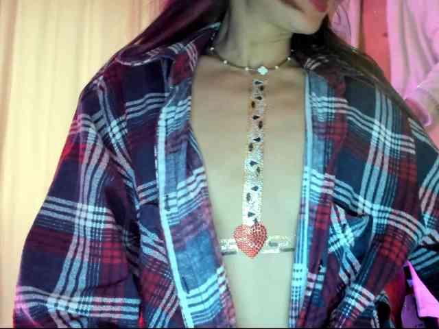 VIP17CoupleDream's chat room