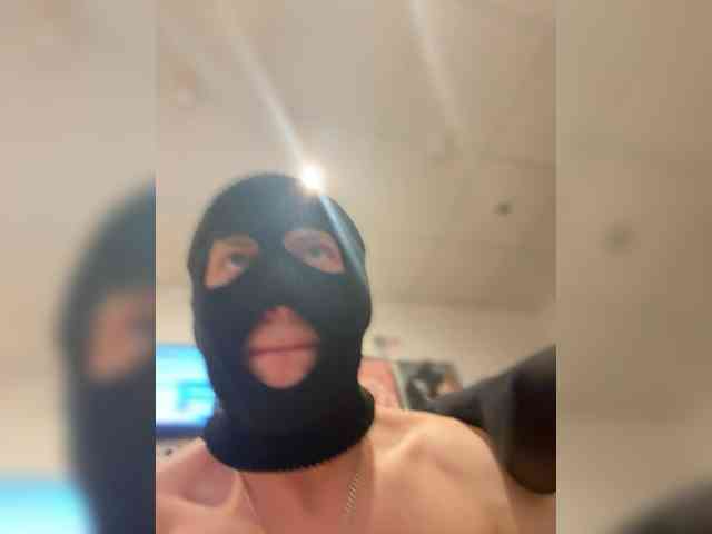 Pusydiamond's chat room