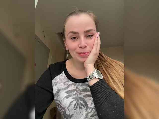 LolaSexxx's chat room