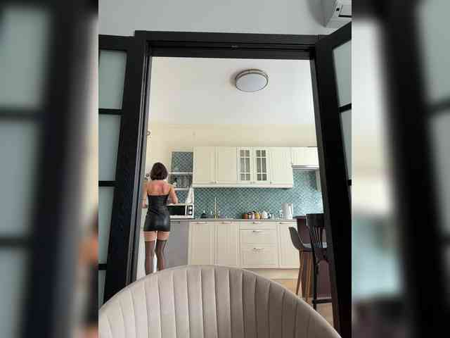 -SATIVA-'s chat room