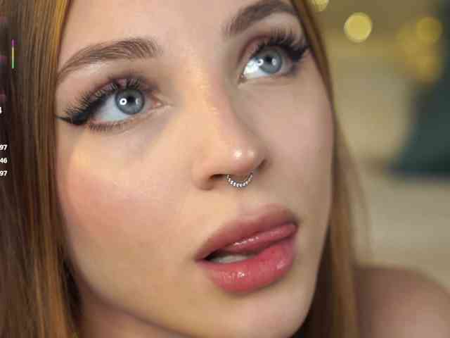 beckymadsons's chat room