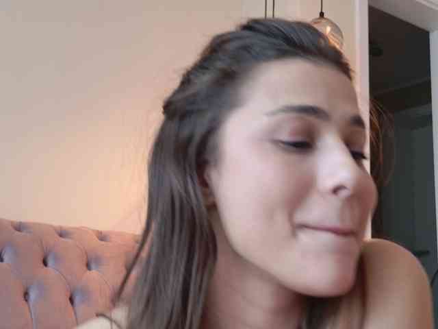 LennaGodess's chat room