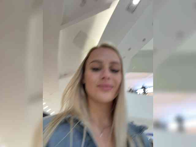 _Katrinka_'s chat room