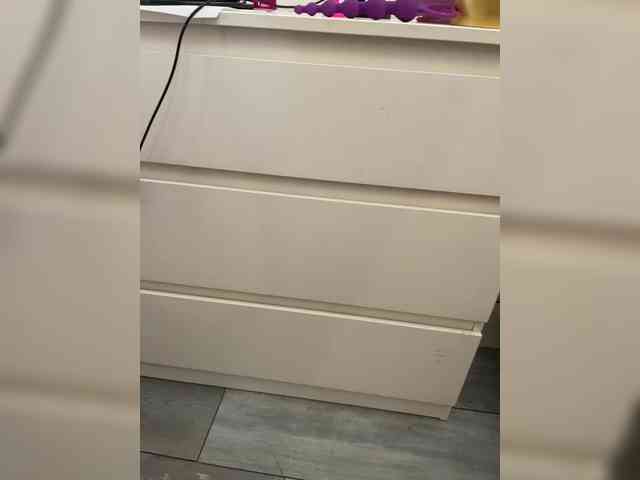 squirtproo's chat room