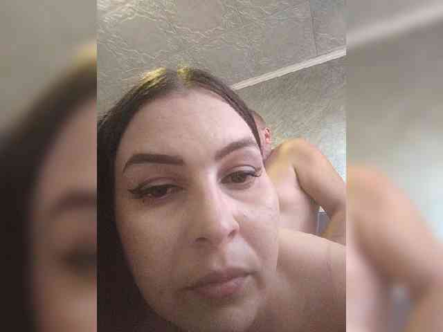Cleopatra1990's chat room